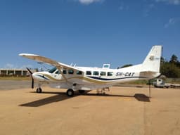 Cessna 208B Grand Caravan 5H-CAT