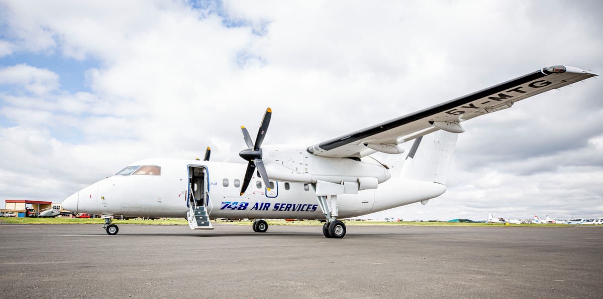 DHC-8-102 5Y-MTG