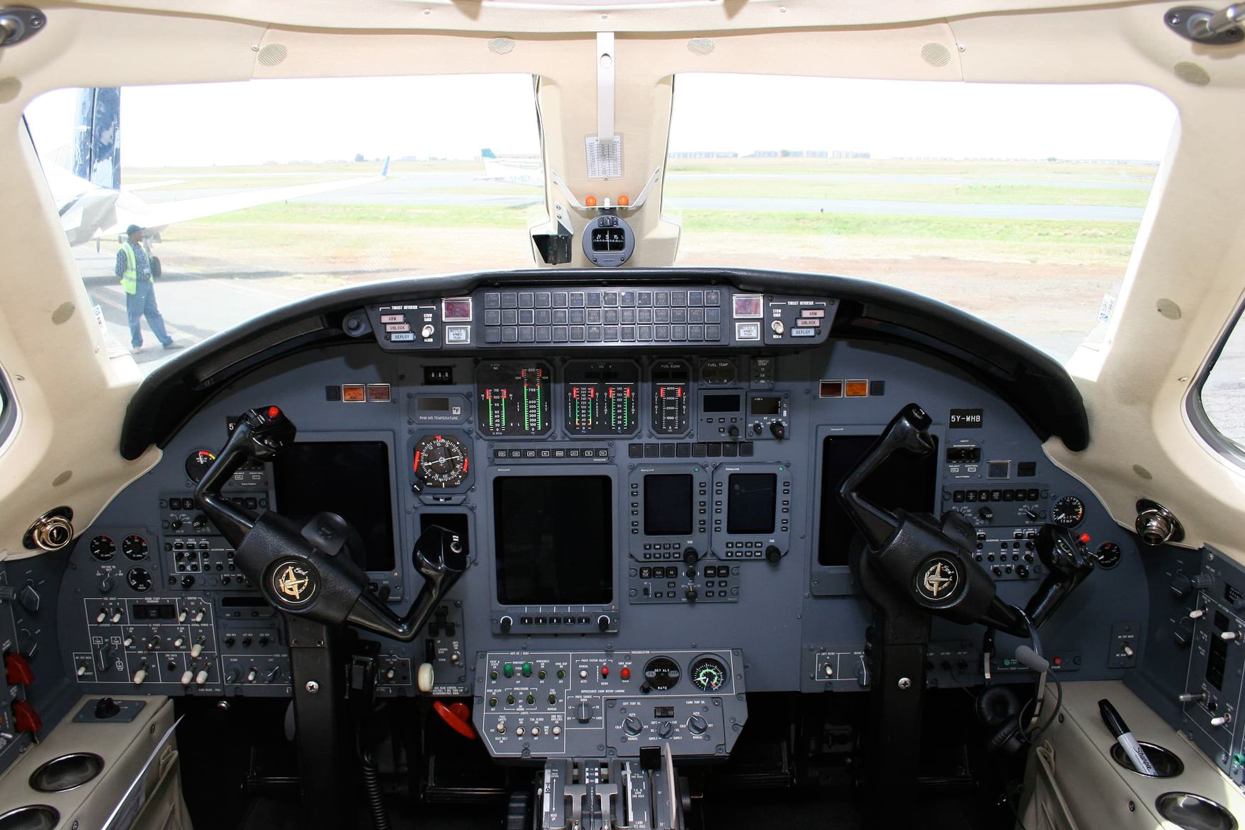 Cessna Citation Excel 5Y-WHB