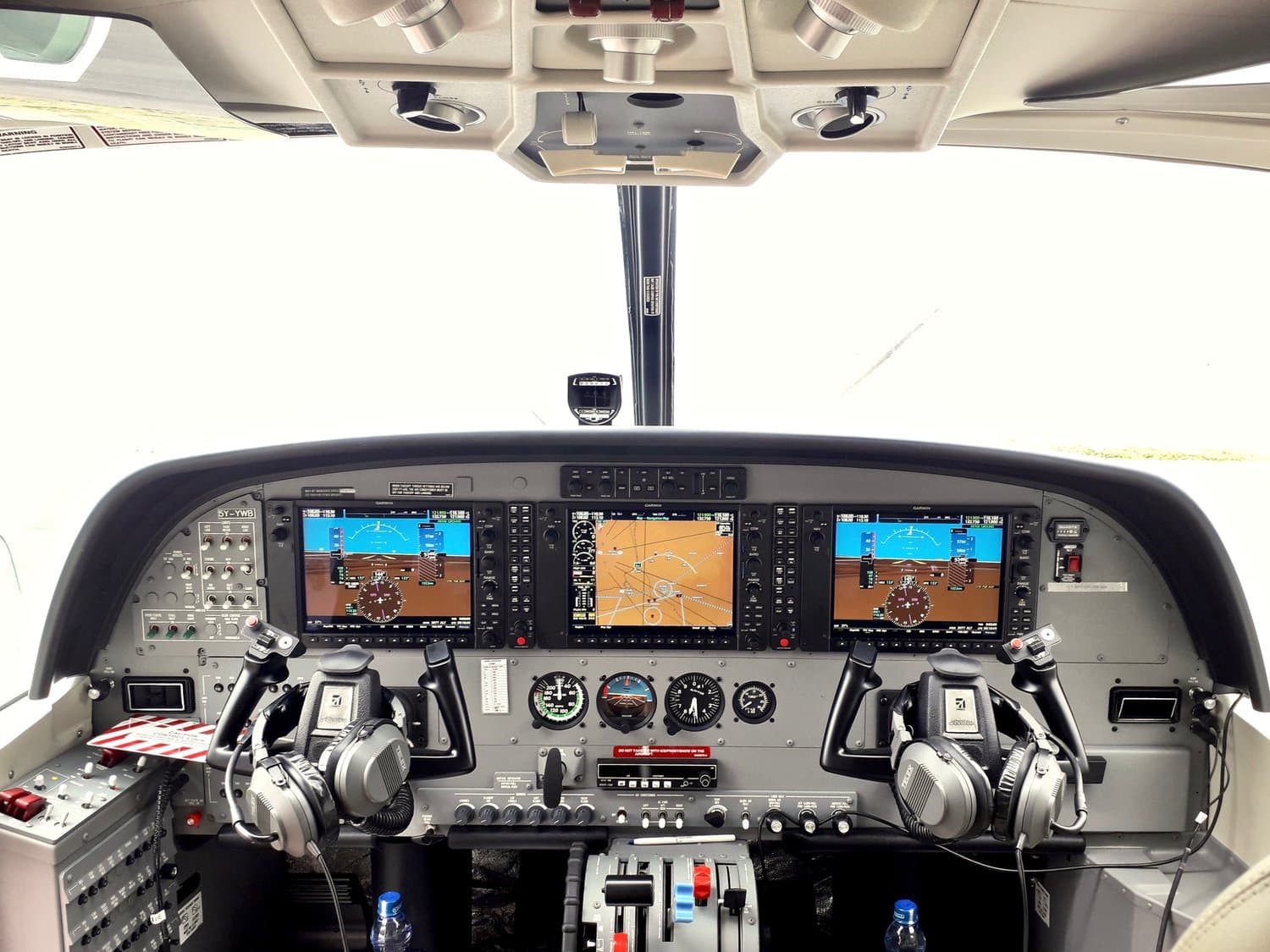 Cessna 208B Grand Caravan EX 5Y-YWB