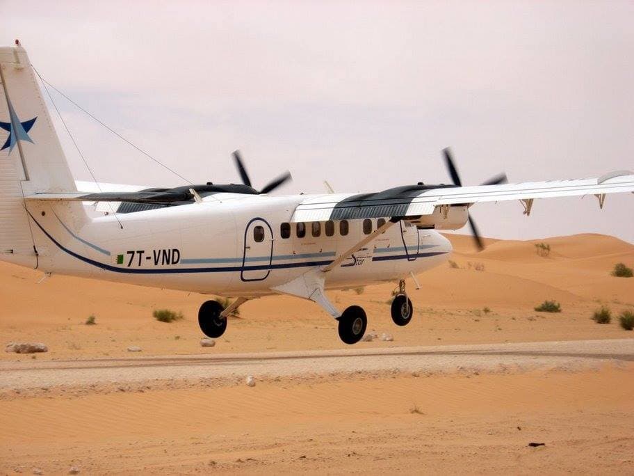 DHC-6-300 7T-VND