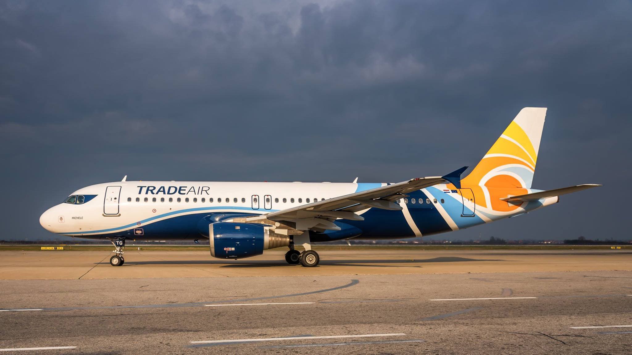 Airbus A320-200 9A-BTG