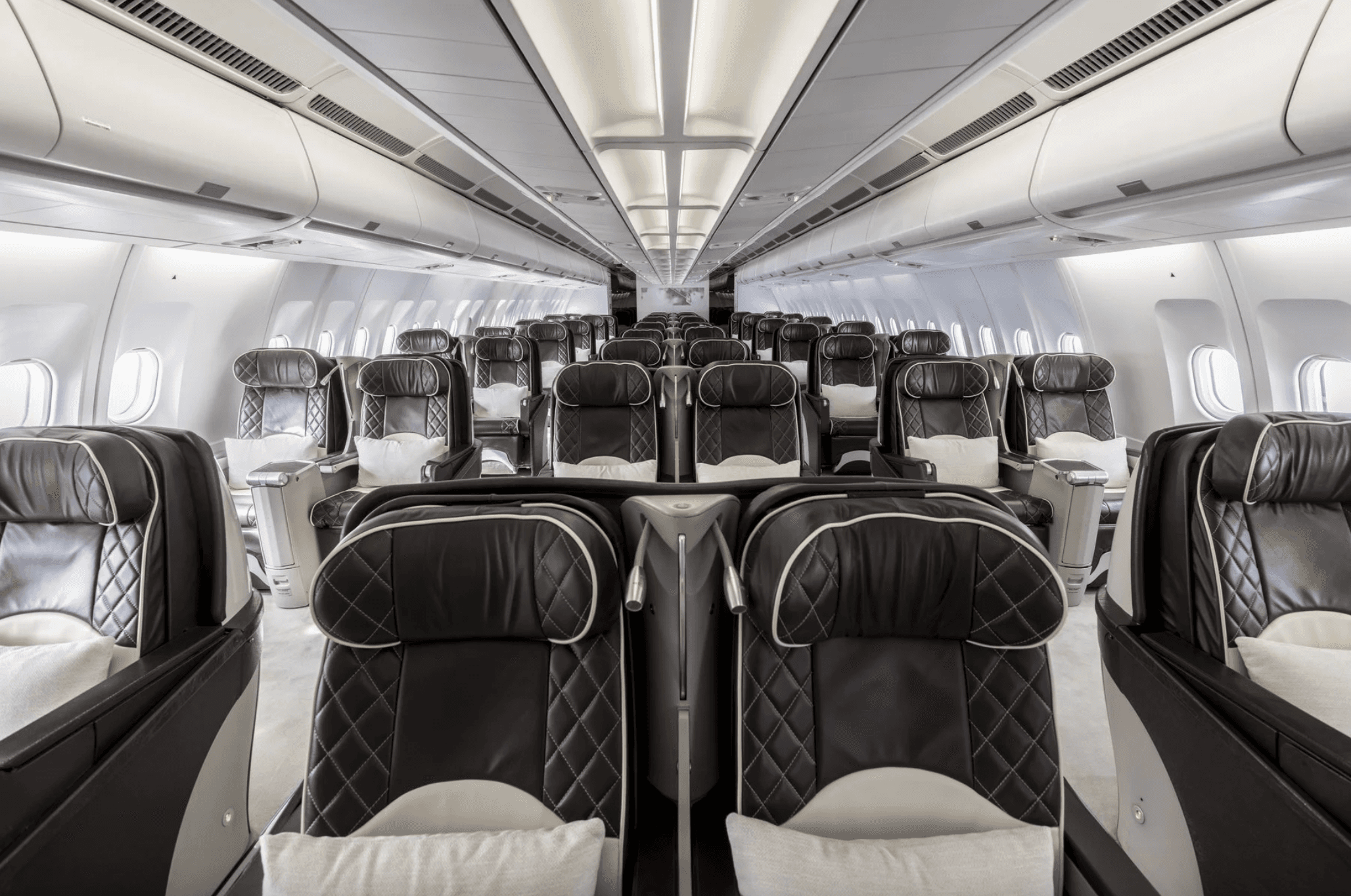 Airbus A340-300 9H-BIG