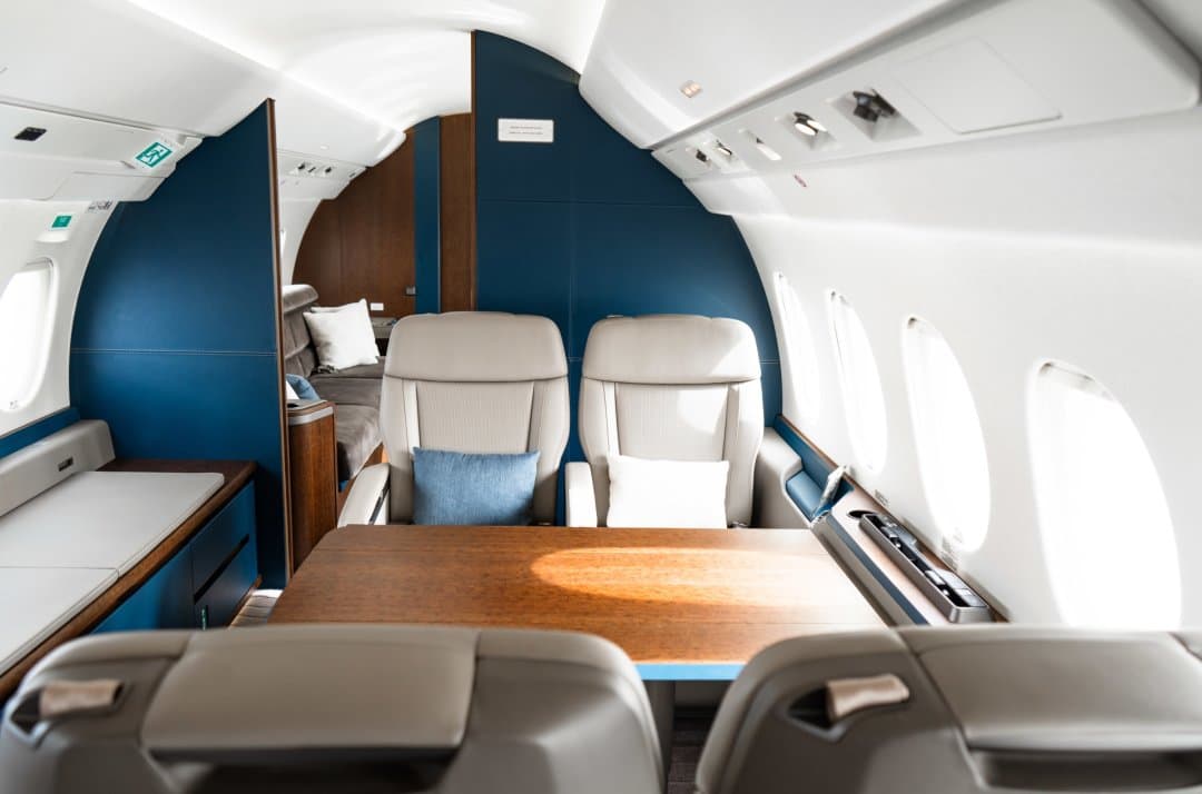 Falcon 6X 9H-DINA