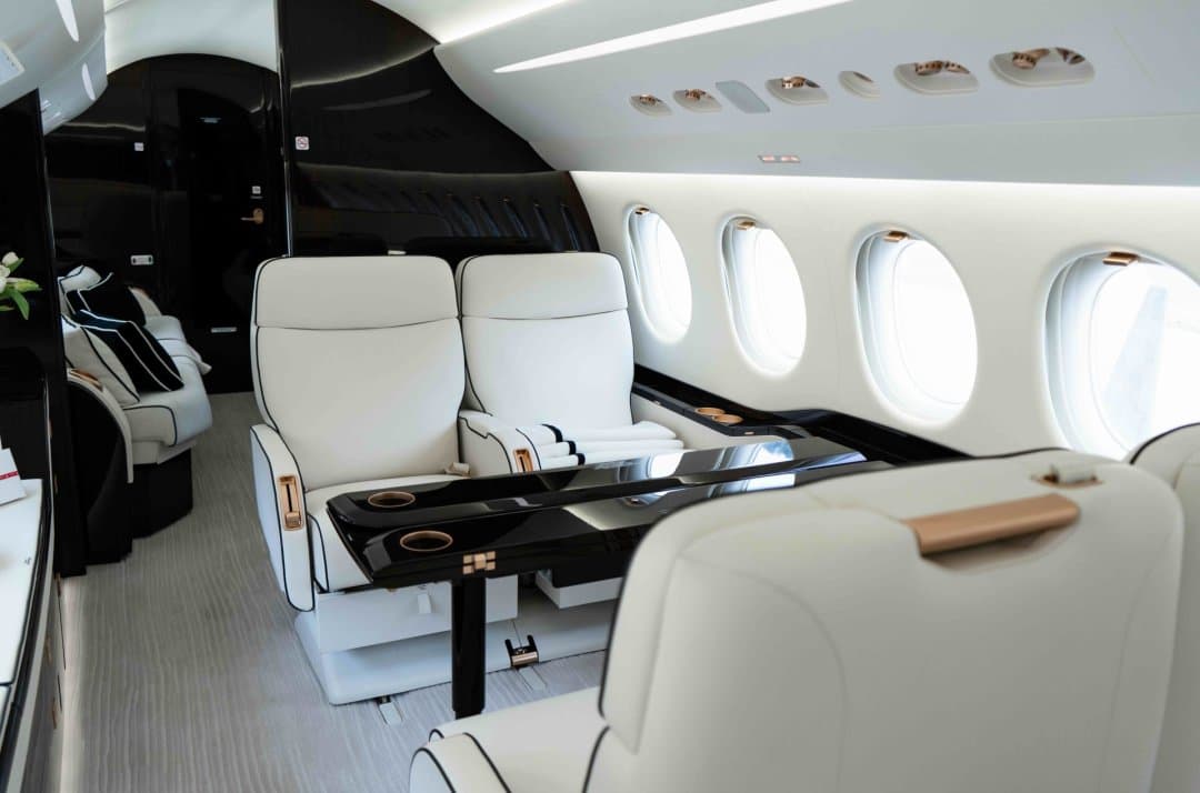 Falcon 7X 9H-GSWAN