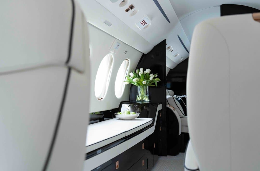 Falcon 7X 9H-GSWAN