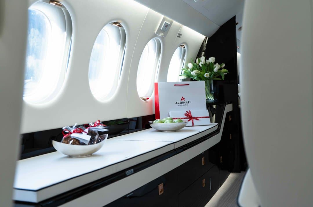 Falcon 7X 9H-GSWAN