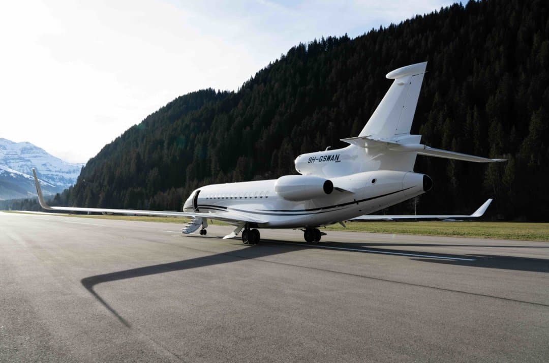 Falcon 7X 9H-GSWAN