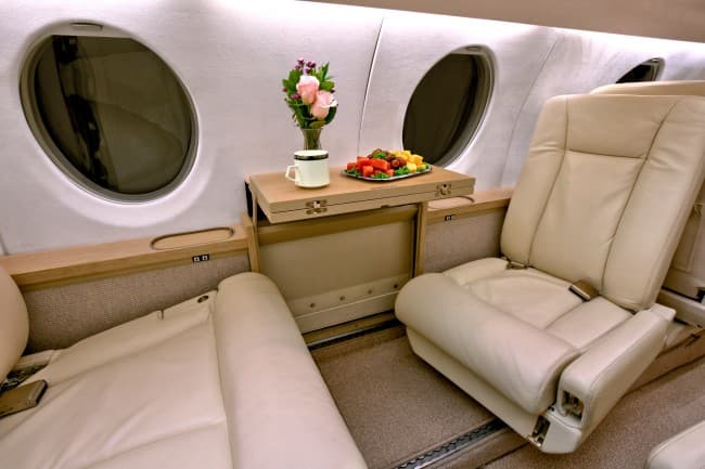 Falcon 100 9H-HMJ