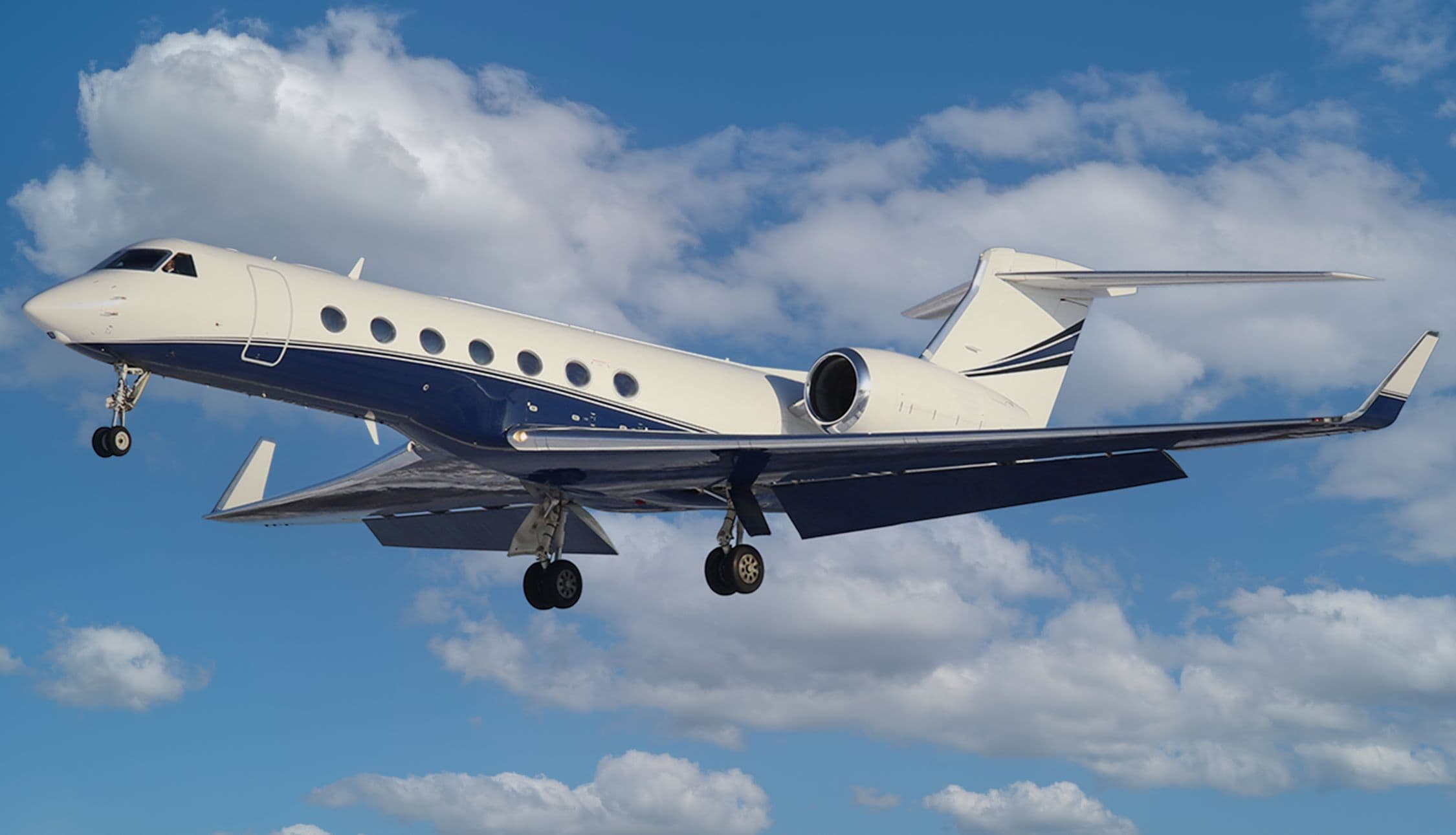Gulfstream G550 9H-JSL
