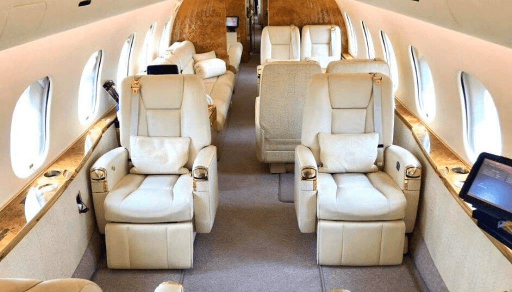 Global 5000 9H-MONE