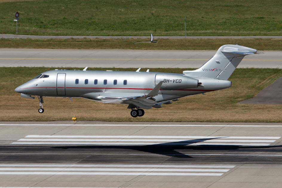 Challenger 350 9H-VCD