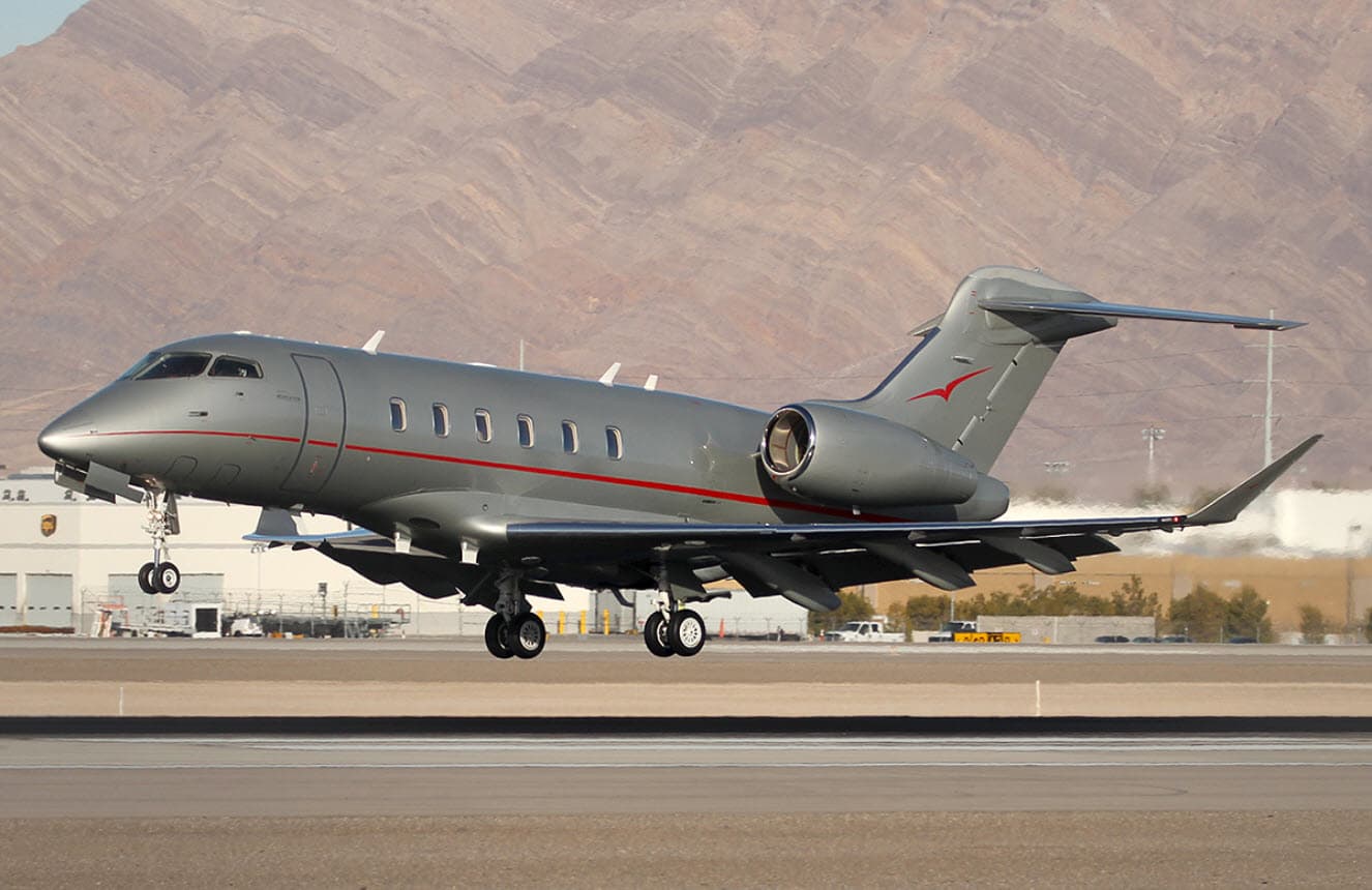 Challenger 350 9H-VCZ