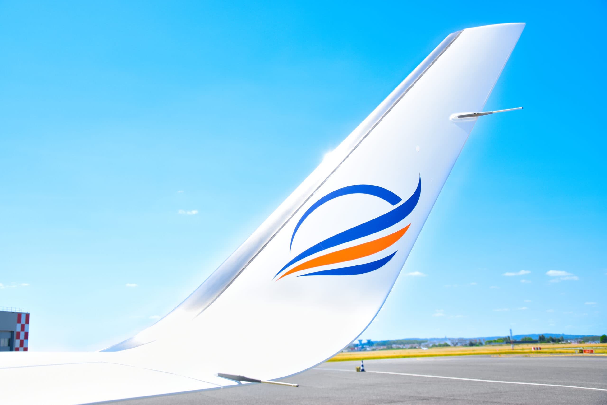Falcon 7X 9H-VSLK