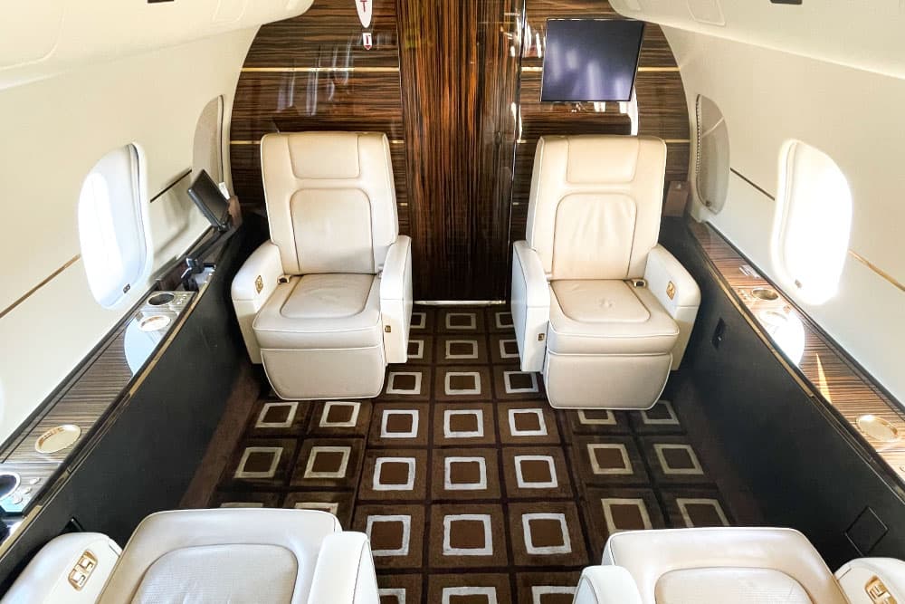 Global 5000 9H-YAA