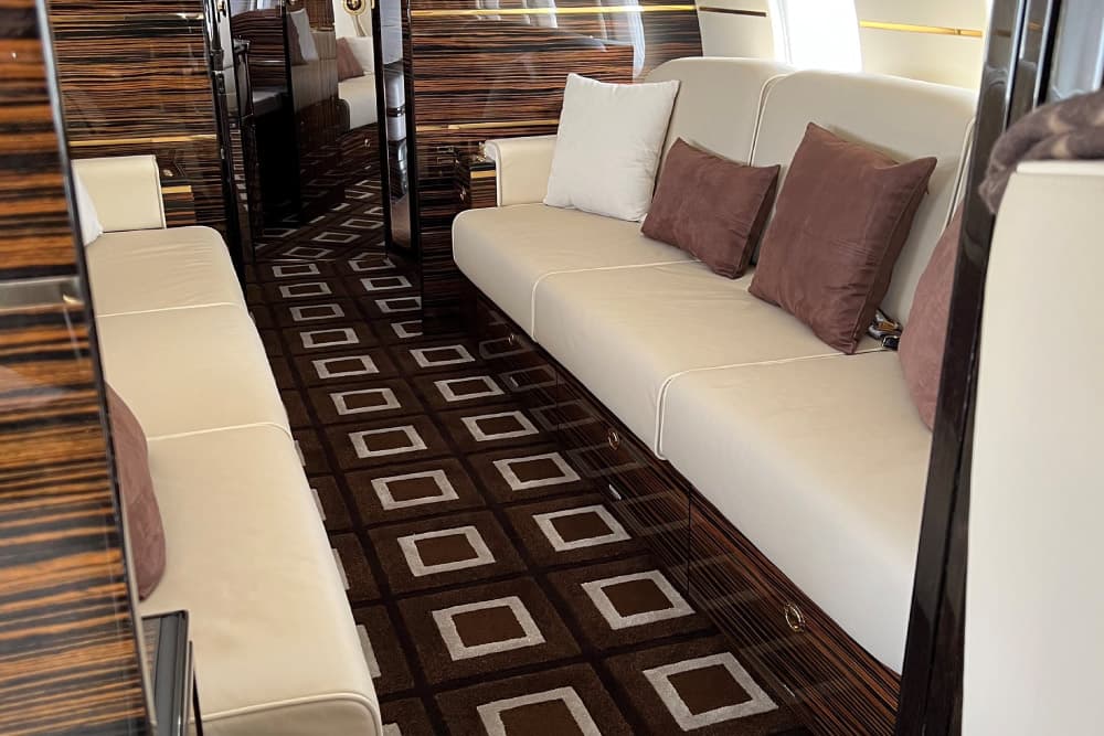 Global 5000 9H-YAA