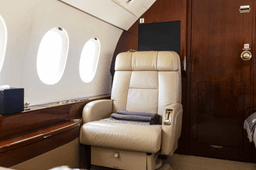 Falcon 2000LX OE-HHS