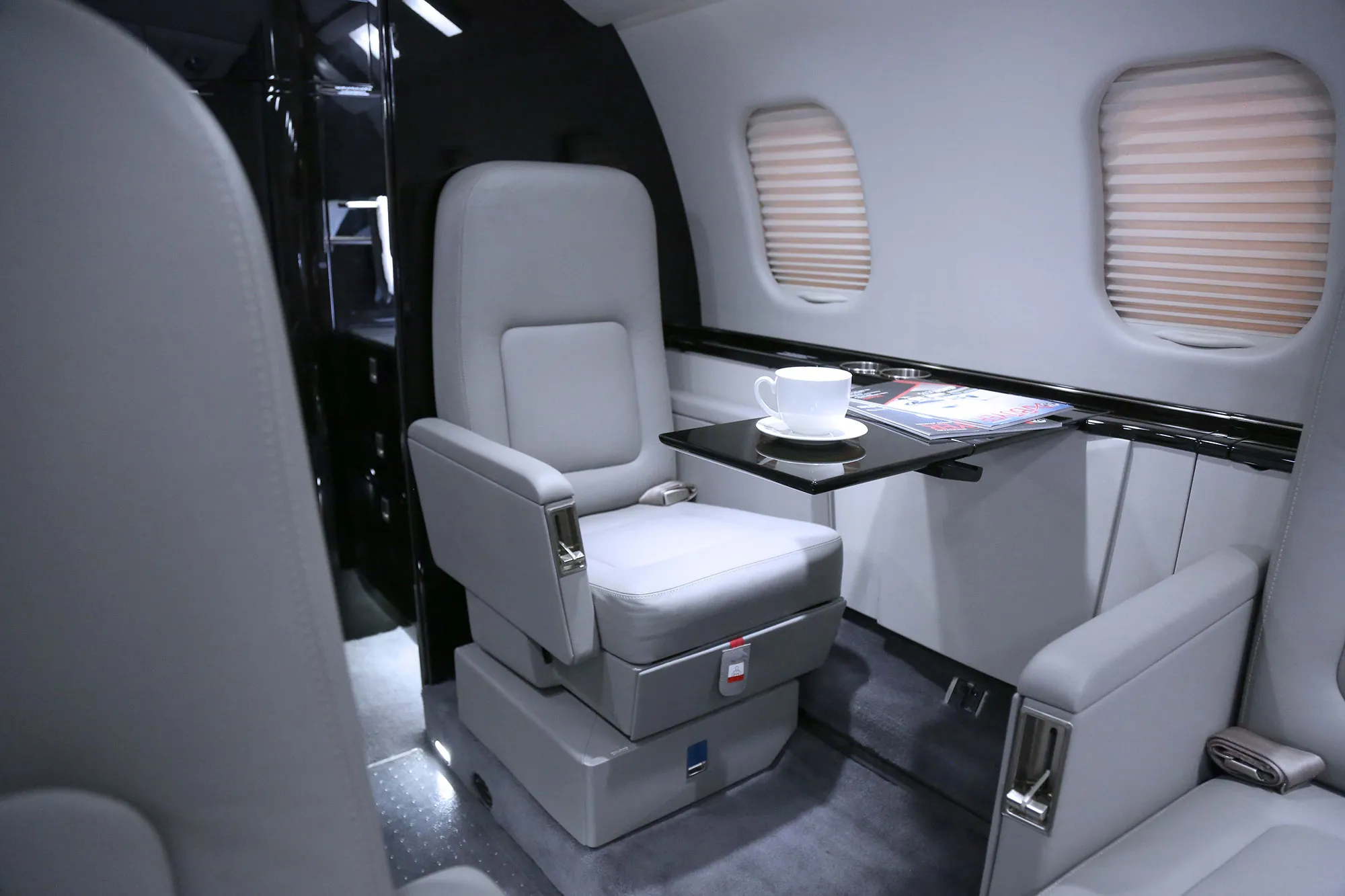 Learjet 60XR A6-VGG