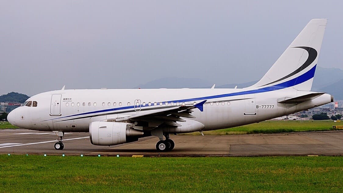 Airbus ACJ318 B-77777
