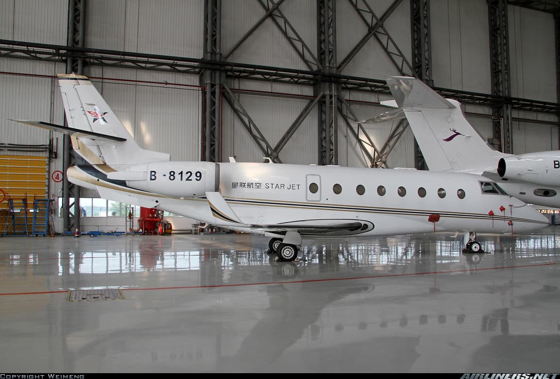 Gulfstream G200 B-8129