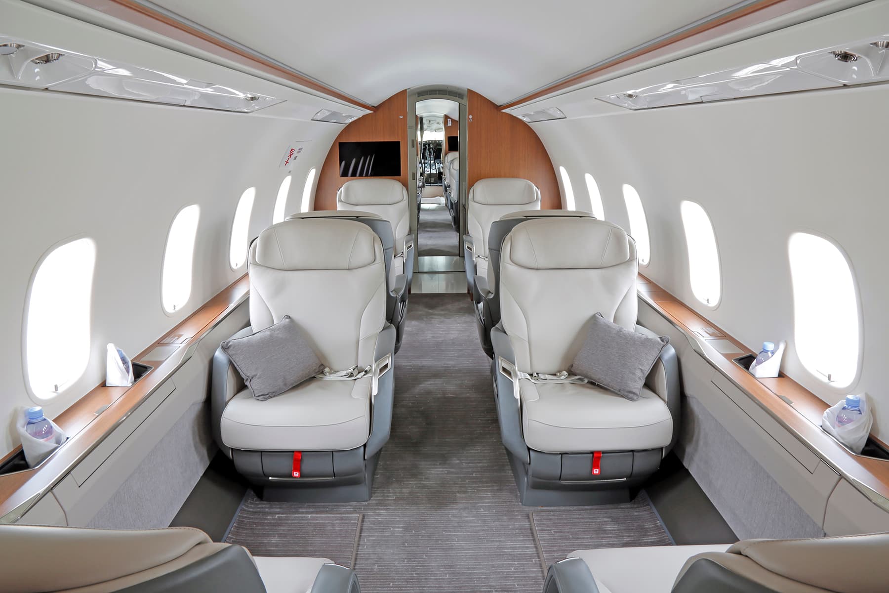 Challenger 3500 C-FCEC