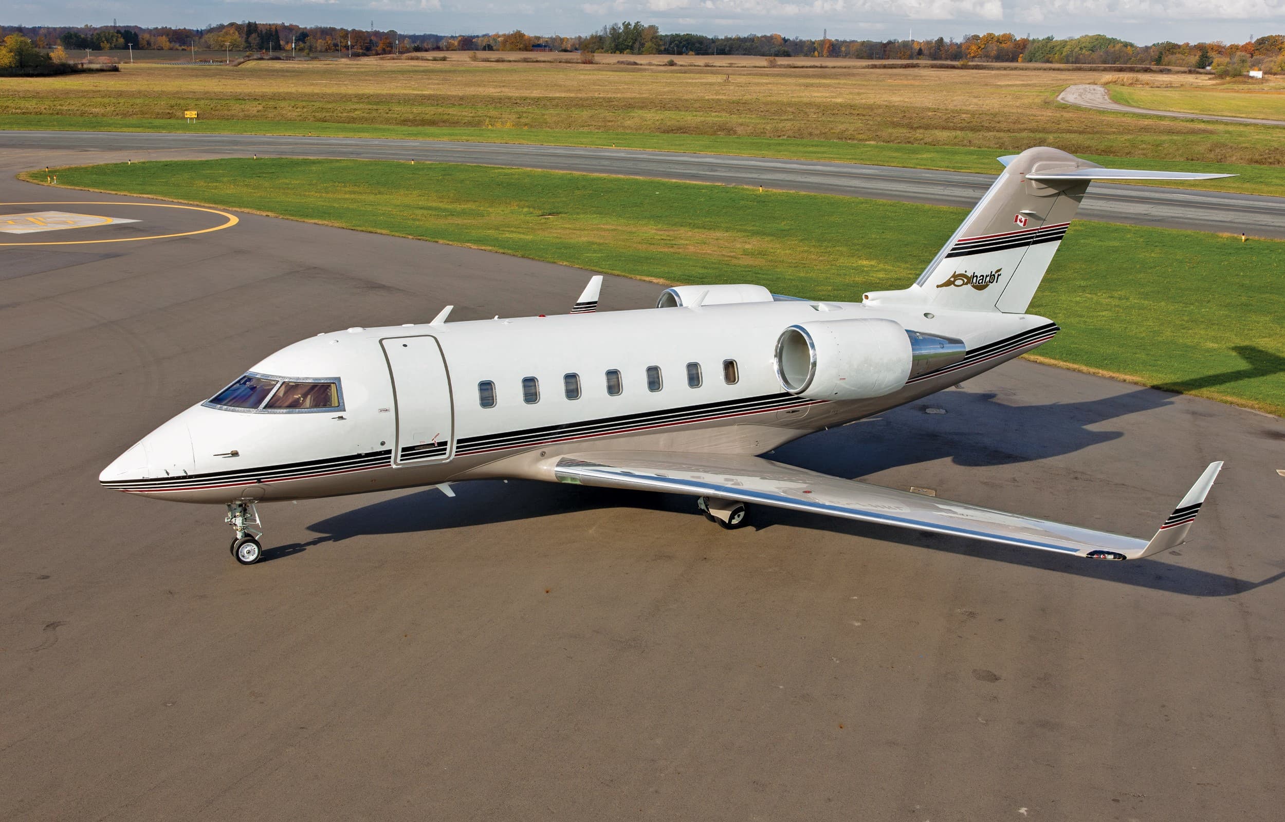 Challenger 605 C-FHRL