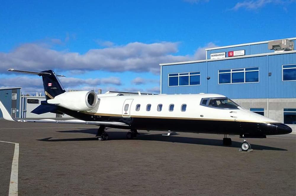 Learjet 60 C-FJGG