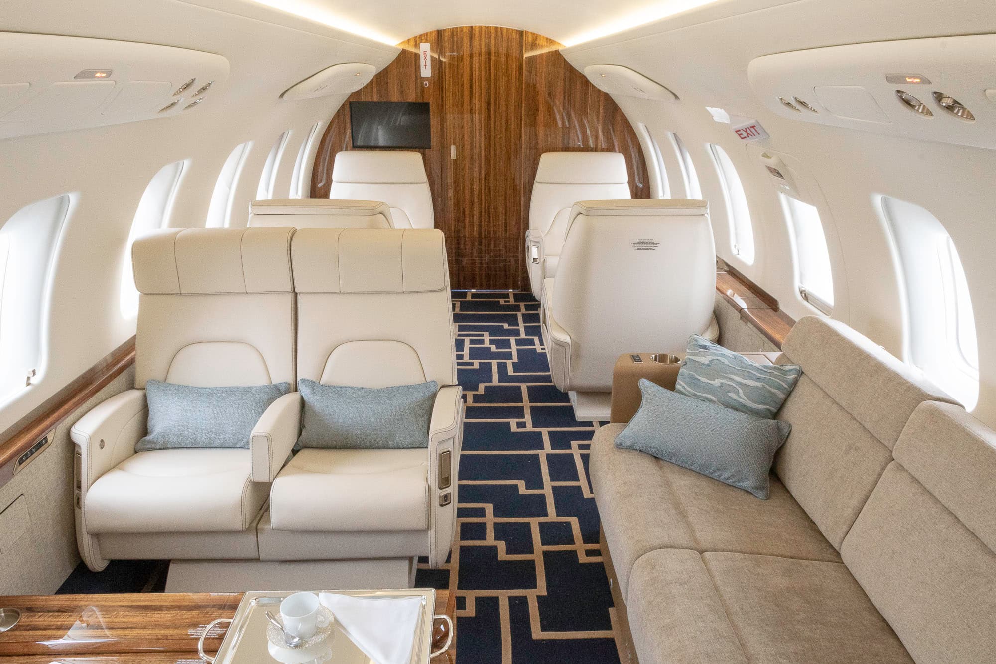Challenger 650 C-FNVT