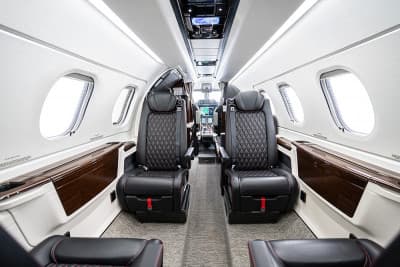 Embraer Phenom 300E C-FWQV