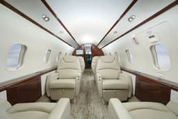 Challenger 300 C-FWUT