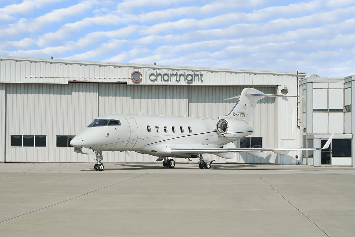Challenger 300 C-FWUT