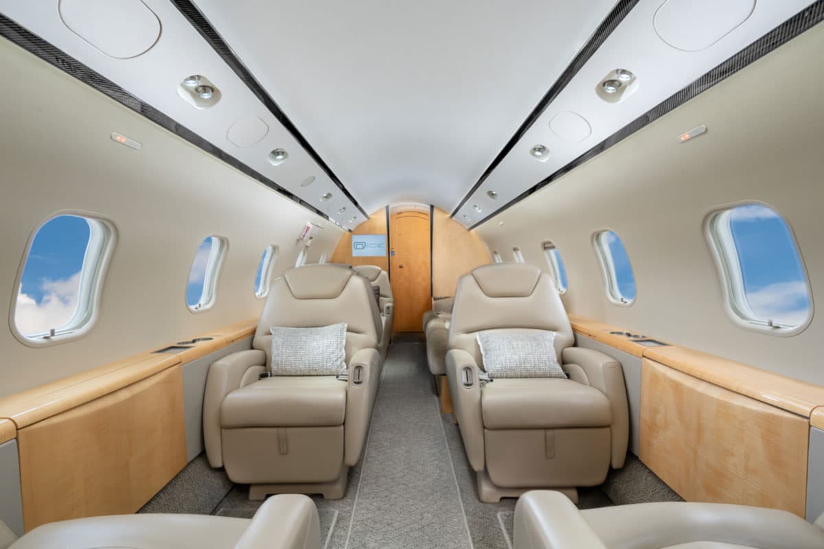 Challenger 300 C-FXGO