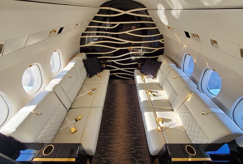 Falcon 900B C-FXOO