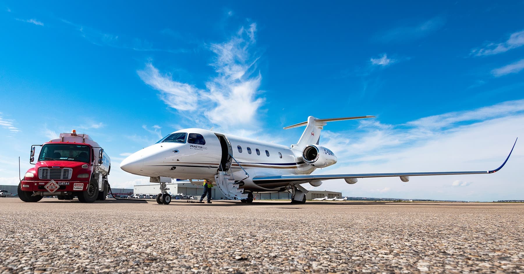 Praetor 500 / Embraer Legacy 450 C-GASE