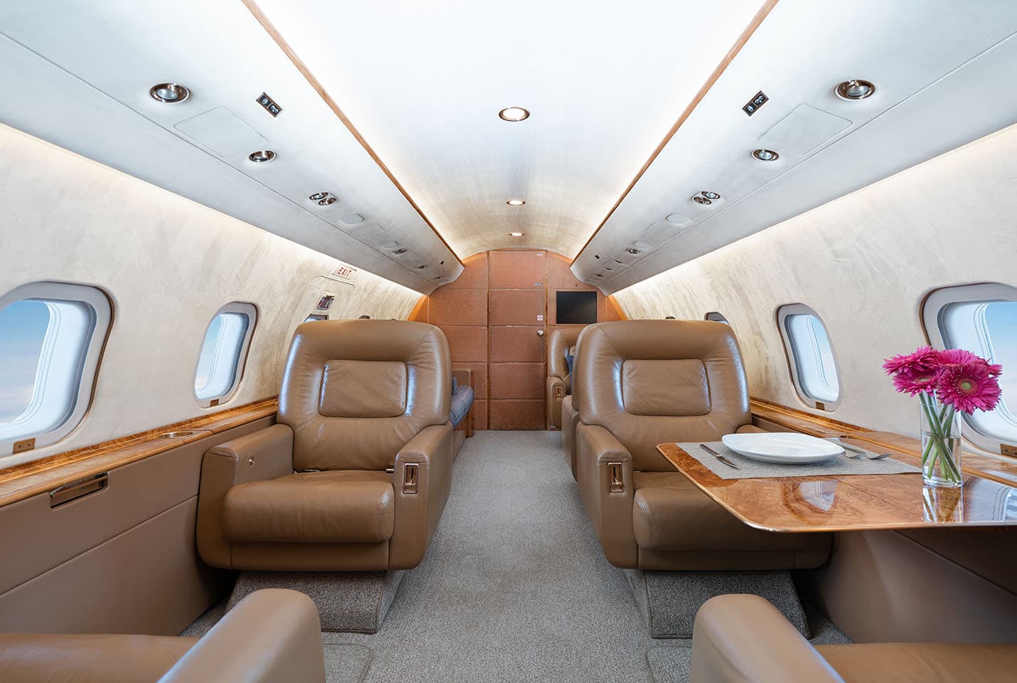 Challenger 604 C-GBBB