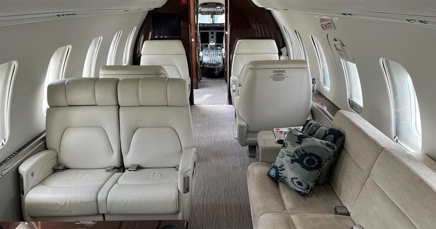 Challenger 605 C-GFWD
