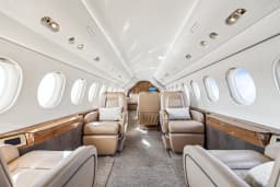 Falcon 7X C-GOFJ