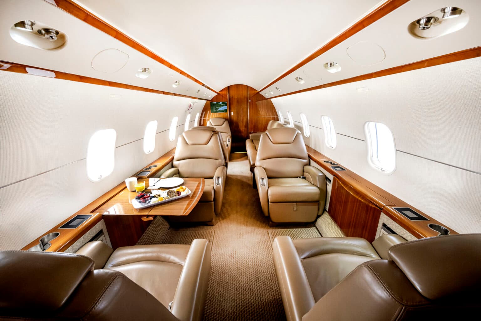 Challenger 300 C-GPGB