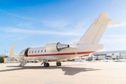 Challenger 604 C-GPGD