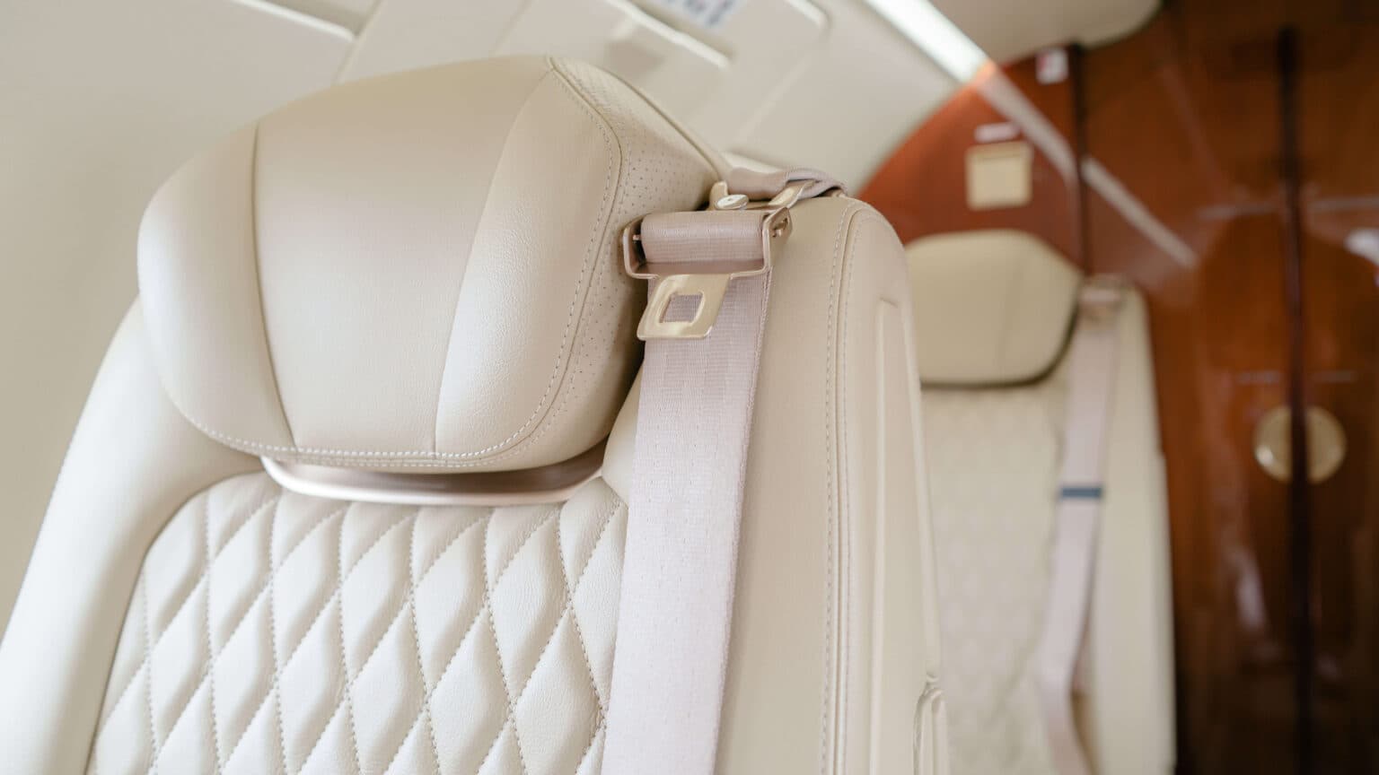 Embraer Phenom 300 C-GRIA