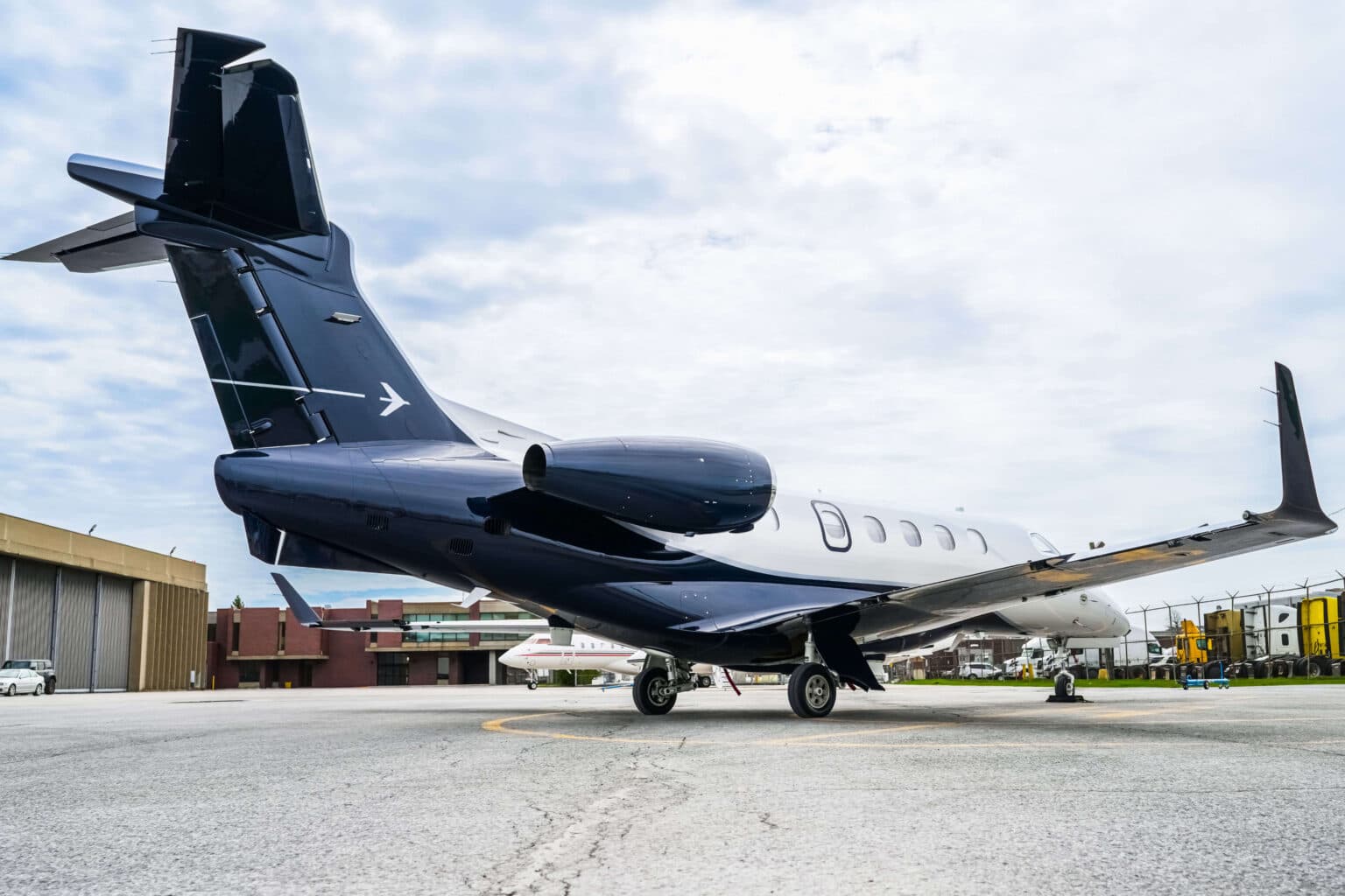 Embraer Phenom 300 C-GRIA