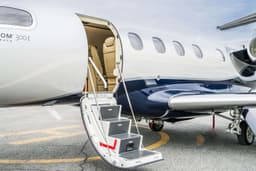 Embraer Phenom 300 C-GRIA