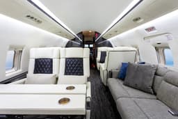 Challenger 604 C-GRUB