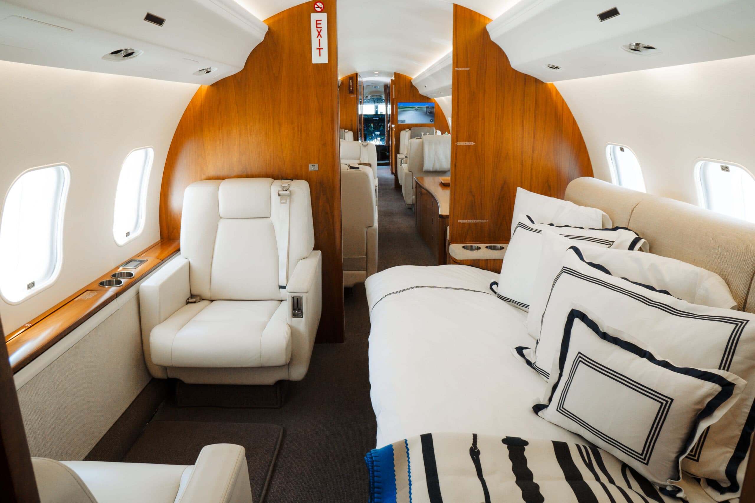 Global Express C-GSPV