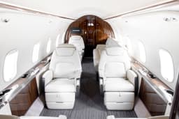 Challenger 350 C-GTUF