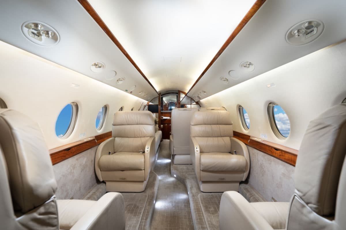 Gulfstream G200 C-GWPB