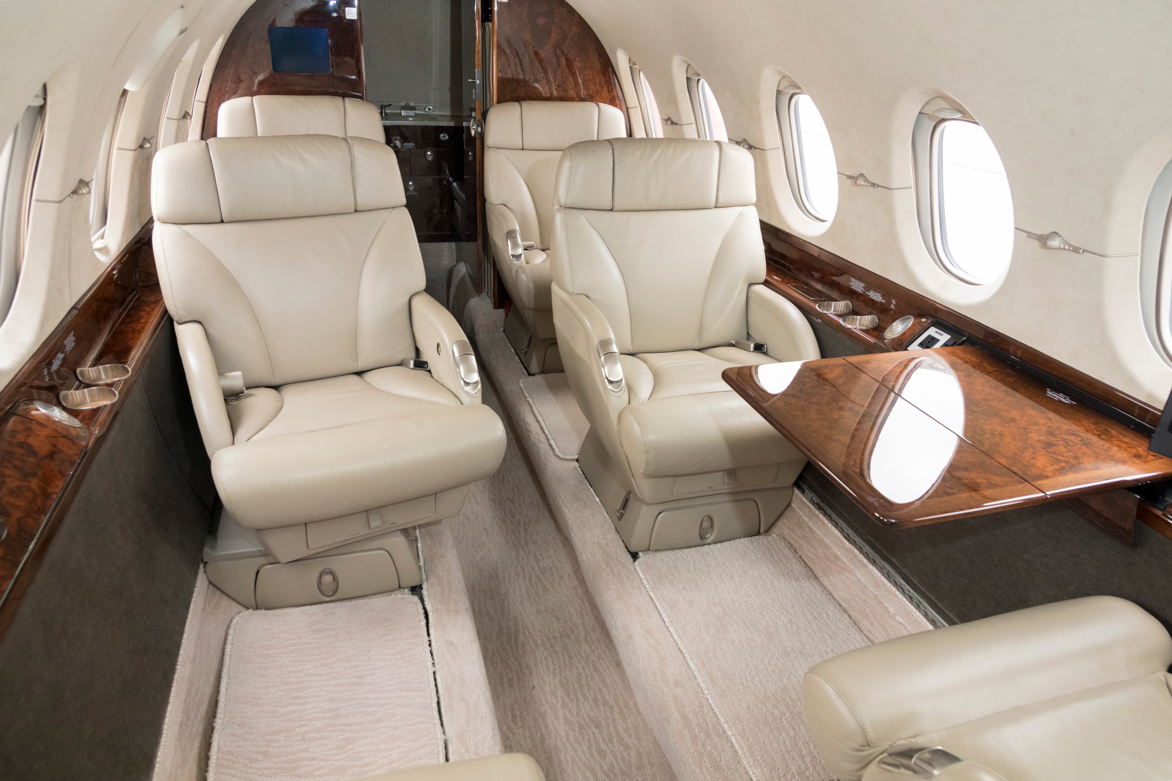 Hawker 800XP CN-TMB