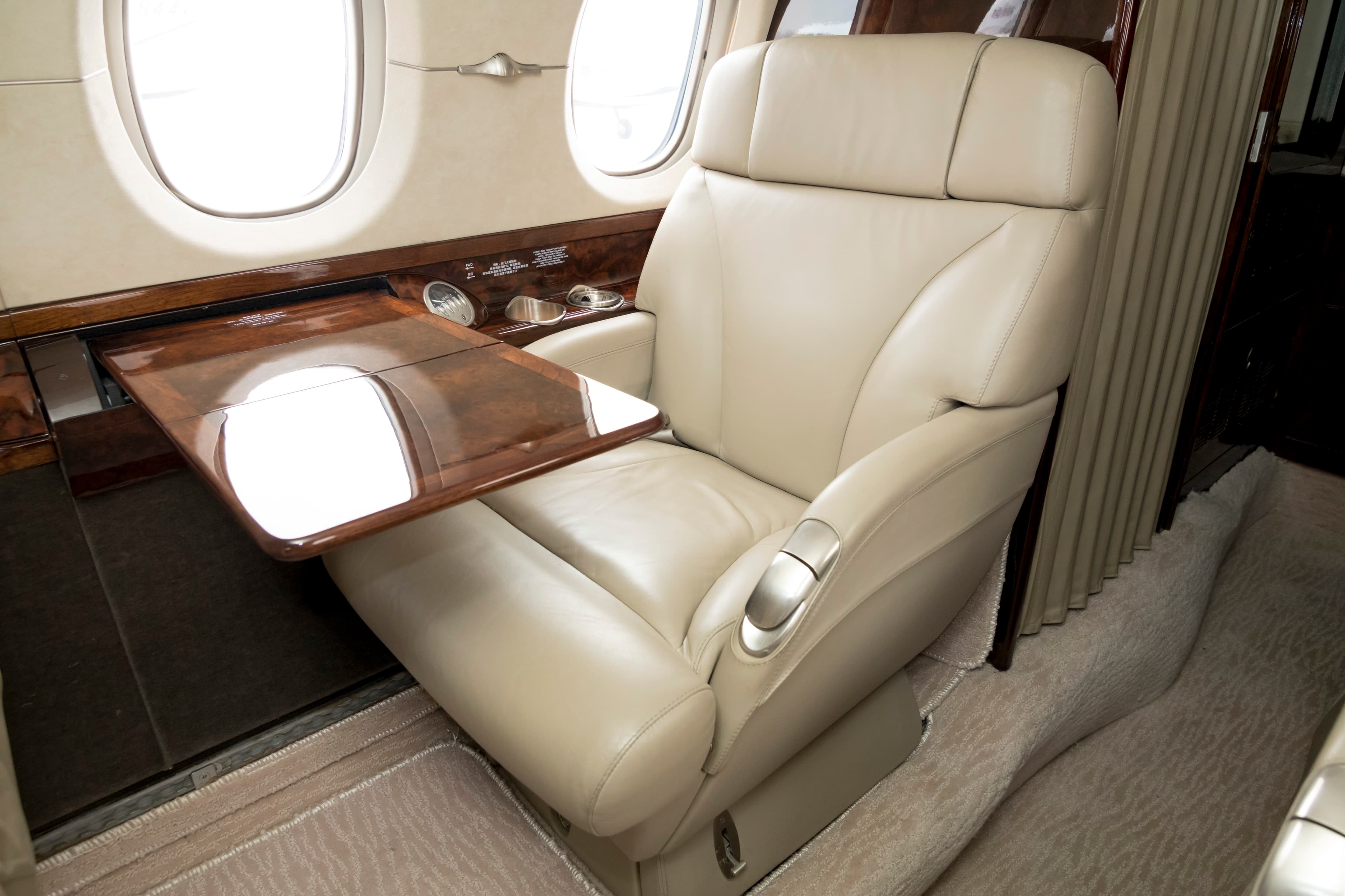 Hawker 800XP CN-TMB