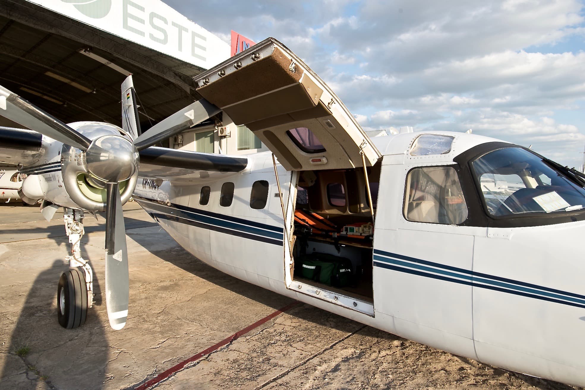 Aero Commander 690 CP-2651