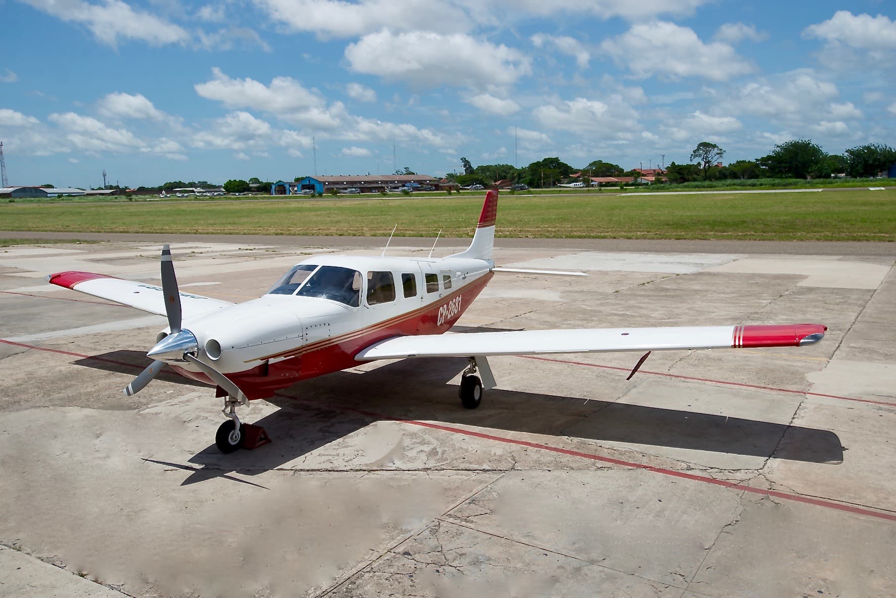 Piper PA-32R-301 CP-2681
